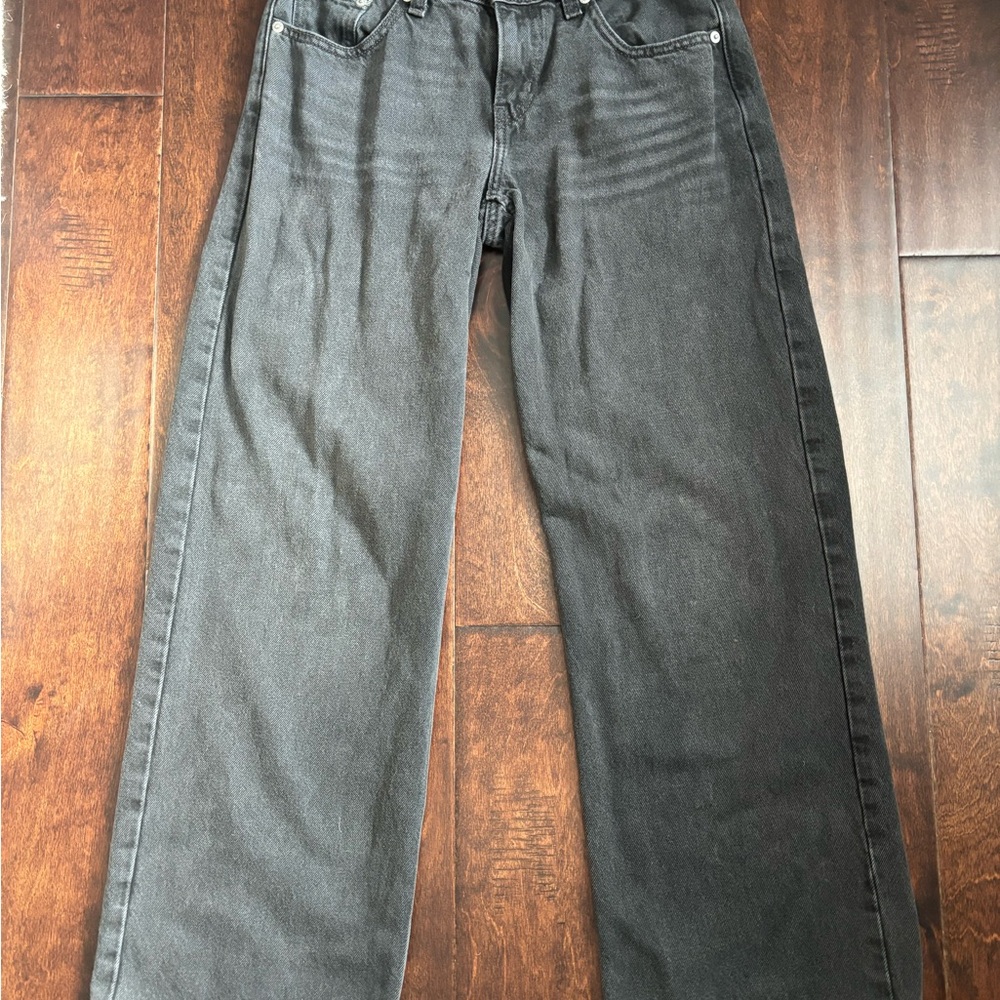 Levi’s super low loose jeans, size 26x28 - Picture 2 of 9